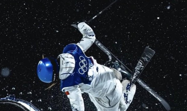 谷爱凌社媒：代表中国参赛，意味着有机会通过体育去激励他人