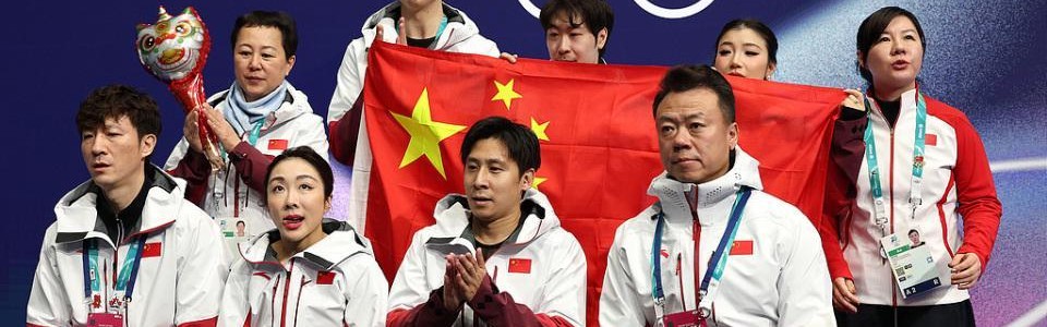 开云官网登录-带伤出战失误摔倒，隋文静含泪道歉：辜负大家期待！韩聪暖心安慰