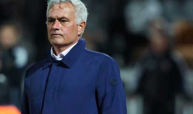 开云体育官网-一场2-0，踢出29轮不败，穆里尼奥太无奈：屈居第3，被波尔图甩开