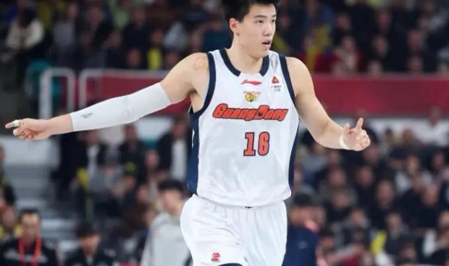 开云官方网-高兴早了，广东队大胜吉林队却收两个坏消息，杜峰爱徒再次受伤